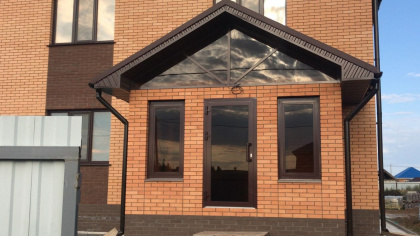 Алюмин. профиль треугольник стекло бронза без применения пленки "Сарманово"